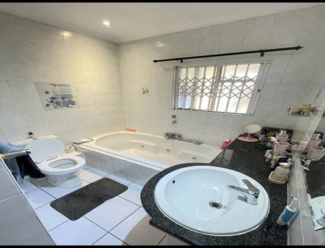 3 BEDROOM HOUSE FOR SALE IN EDEN GLEN